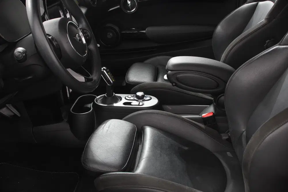 Mini Electric Cooper Electric Charged 33 kWh Leder Clima uit 2020, foto 2