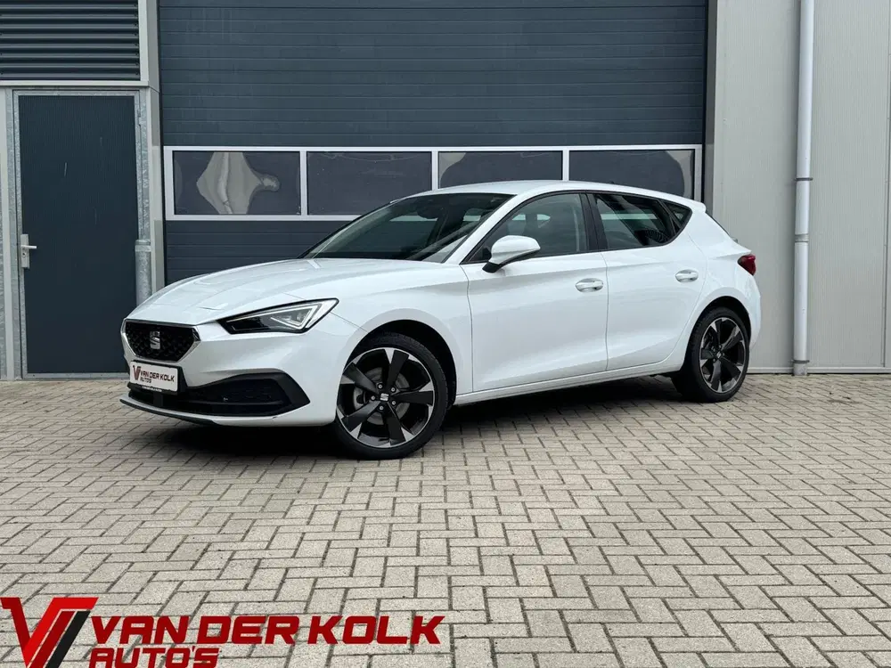 SEAT Leon 1.5 eTSI Style uit 2025
