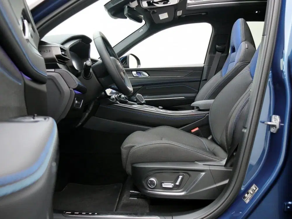 Lynk & Co 01 1.5 uit 2024, foto 15