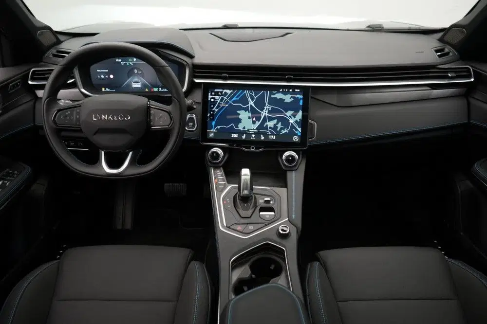 Lynk & Co 01 1.5 uit 2024, foto 3
