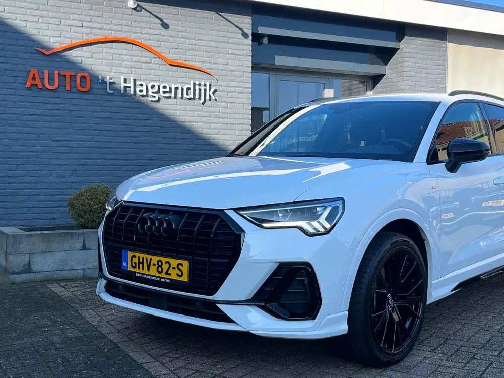 Audi Q3 40 TFSI quattro 290PK S-Line trekh 20" cam uit 2019, foto 11