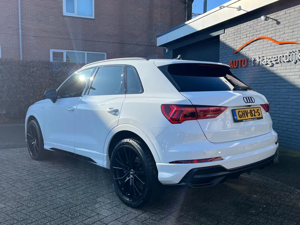 Audi Q3 40 TFSI quattro 290PK S-Line trekh 20" cam uit 2019, foto 5