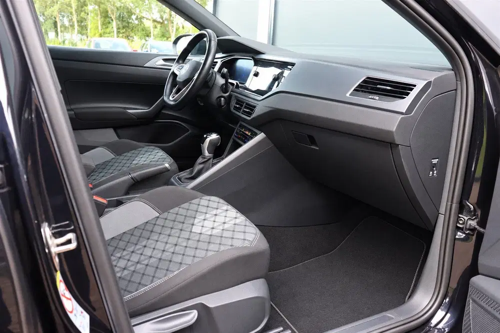 Volkswagen Taigo 1.0 TSI R-Line DSG uit 2022, foto 11