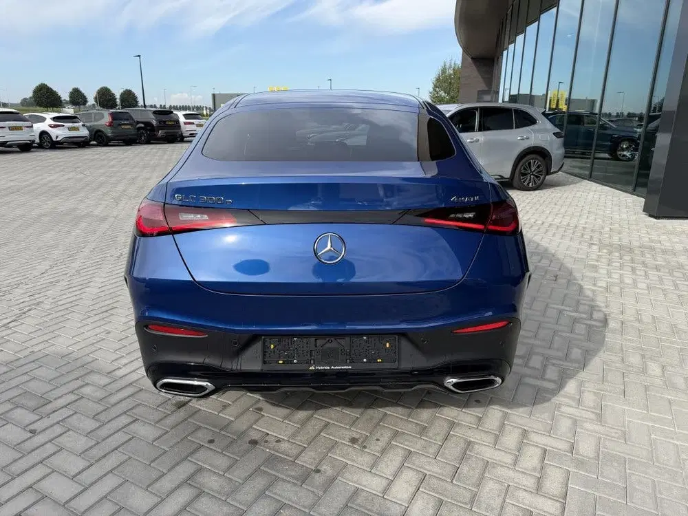 Mercedes-Benz GLC GLC 300 e 4Matic uit 2024, foto 2