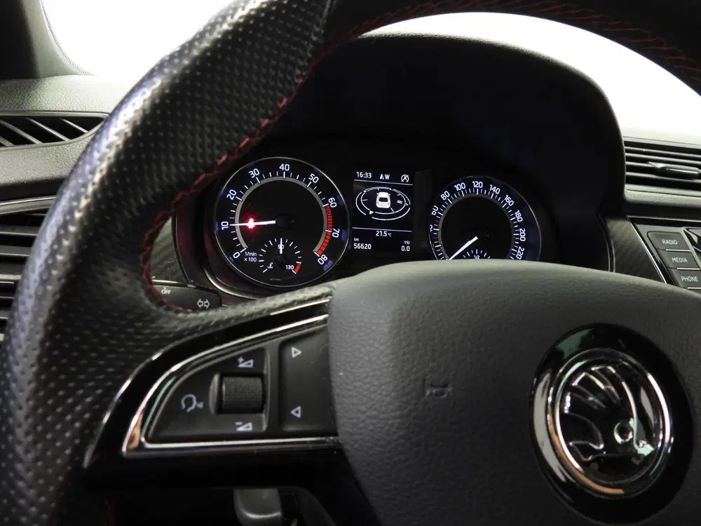Skoda Fabia 1.0 TSI Monte Carlo NAVI uit 2019, foto 12