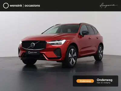 Volvo XC60 2.0 T6 Plug-in hybrid AWD Plus Dark uit 2023