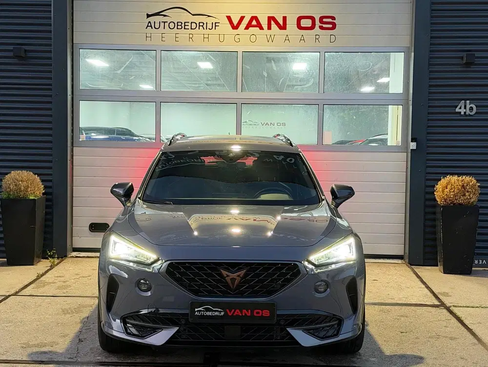 Cupra Formentor 1.4 e-Hybrid l Camera l LM velgen l Top au uit 2022, foto 2