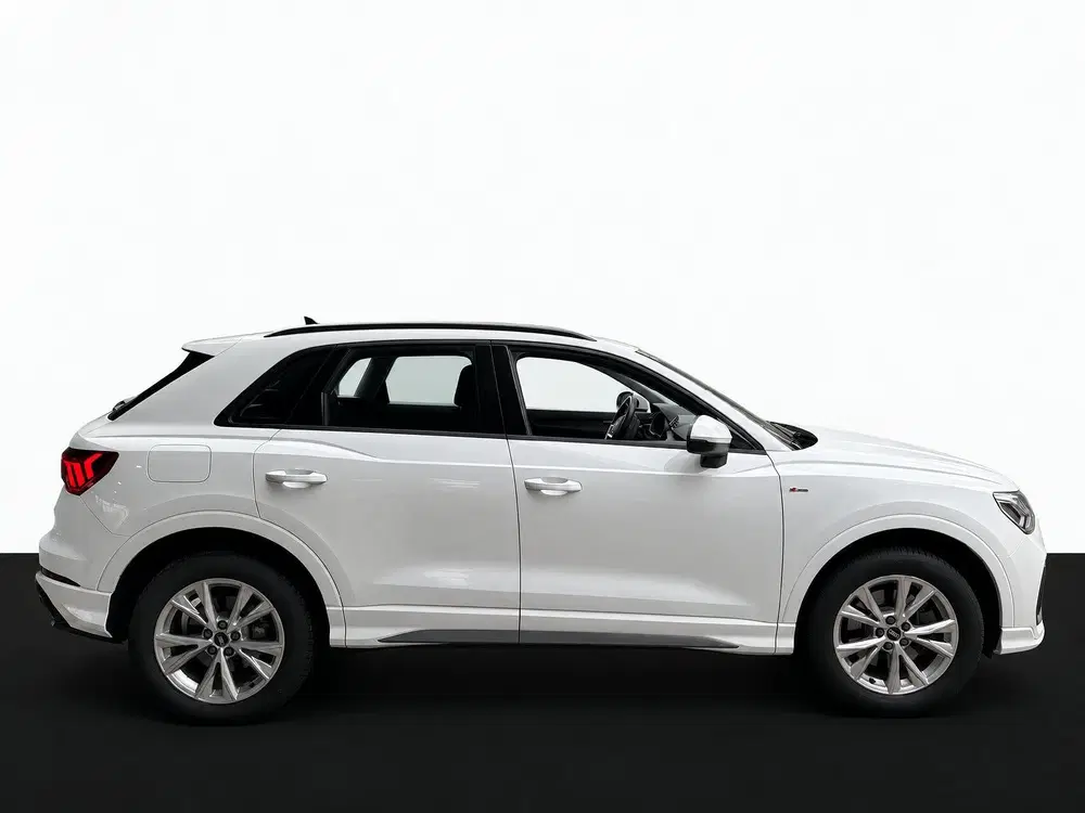 Audi Q3 45 TFSIe 245PK HYBRID S-TRONIC S-LINE PRO uit 2022, foto 8