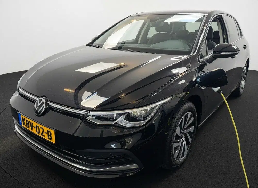 Volkswagen Golf 1.4 TSI 204PK eHybrid PHEV DSG STYLE CAMER uit 2023, foto 3