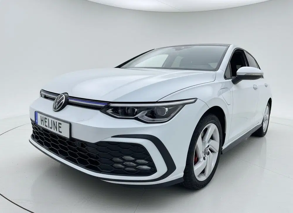 Volkswagen Golf GTE 245PK HYBRID SPORT CARPLAY uit 2022, foto 12