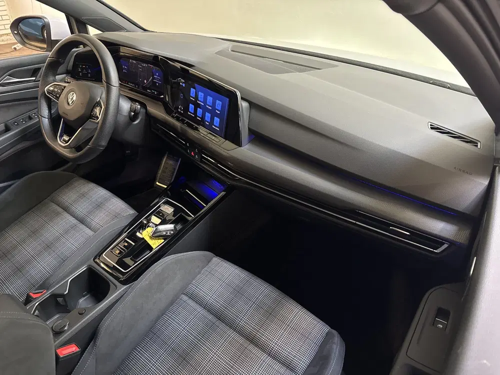 Volkswagen Golf GTE 245PK HYBRID SPORT CARPLAY uit 2022, foto 14