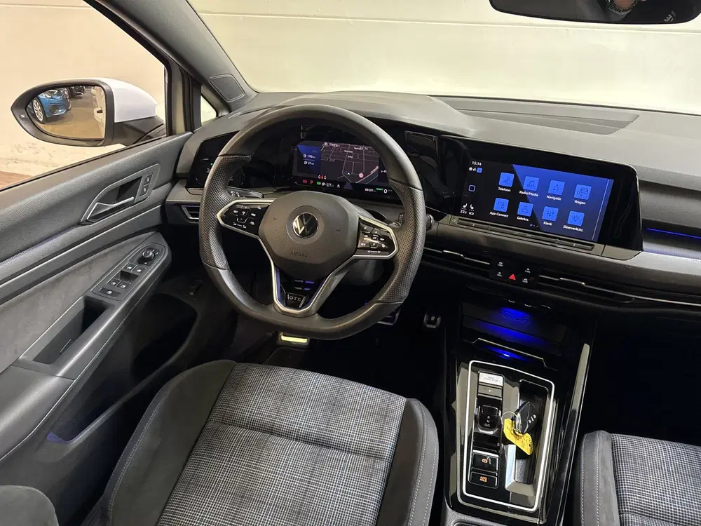 Volkswagen Golf GTE 245PK HYBRID SPORT CARPLAY uit 2022, foto 8