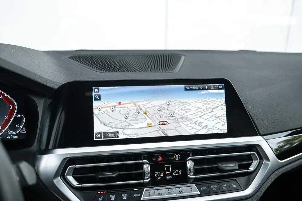 BMW 3-serie 320e High Executive Sport Line Automaat uit 2021, foto 10