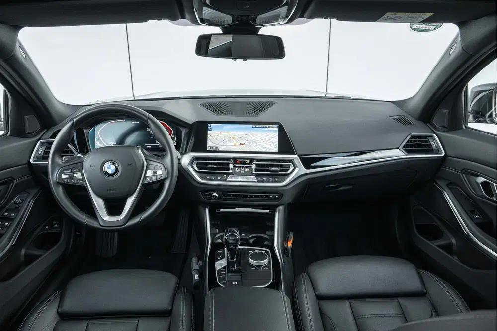 BMW 3-serie 320e High Executive Sport Line Automaat uit 2021, foto 3