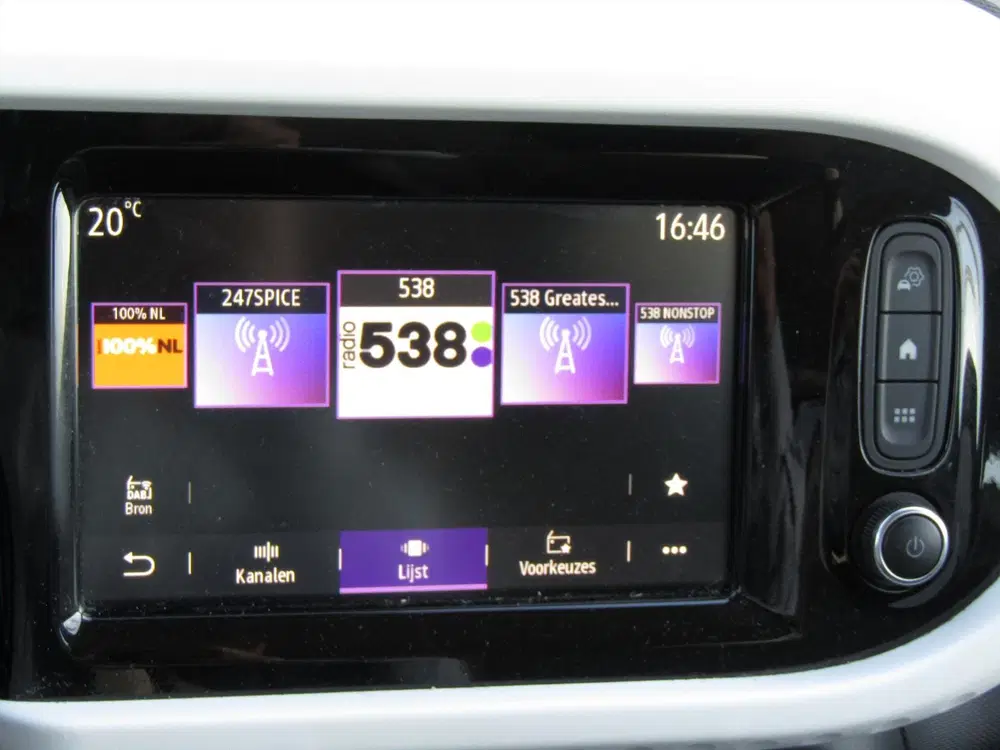 Renault Twingo R80 Electric 82pk Equilibre uit 2022, foto 10