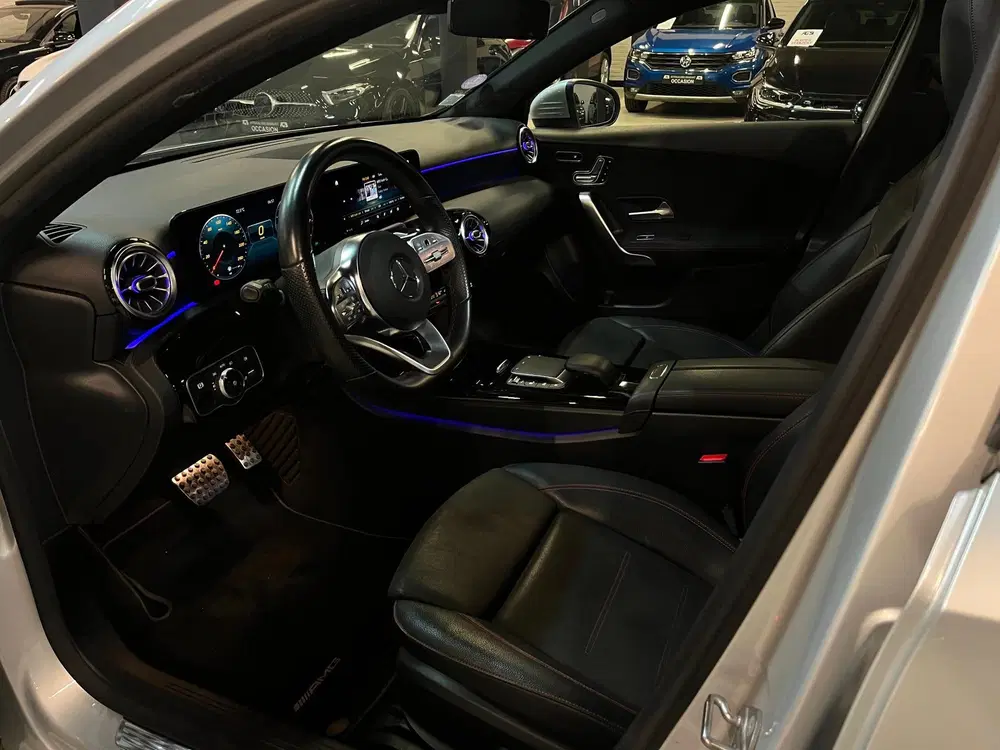 Mercedes-Benz A-Klasse 200 Launch Edition AMG Line #Pano uit 2020, foto 9