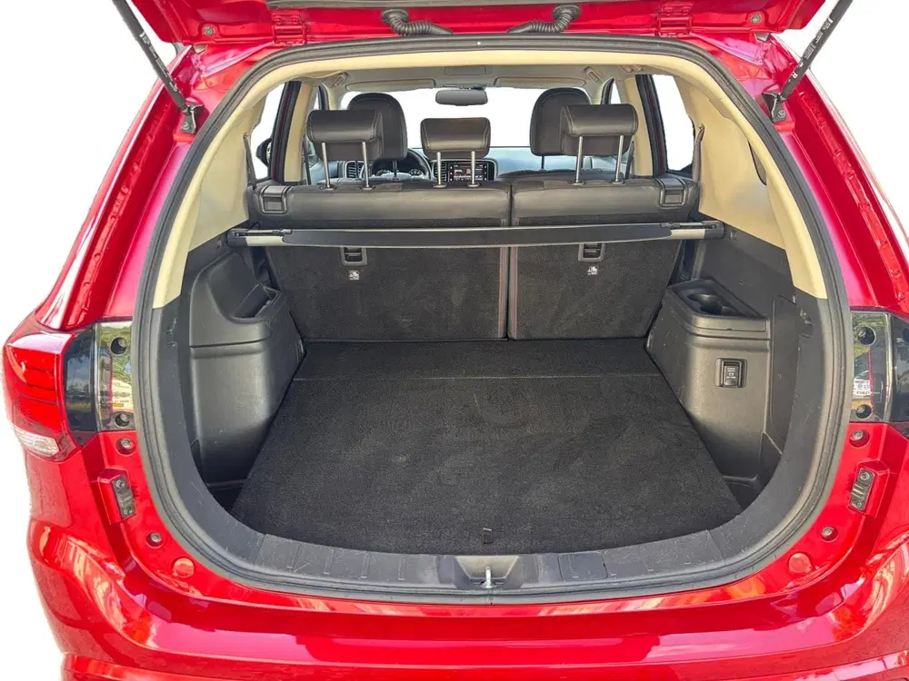 Mitsubishi Outlander 2.4 PHEV Pure+ uit 2019, foto 12