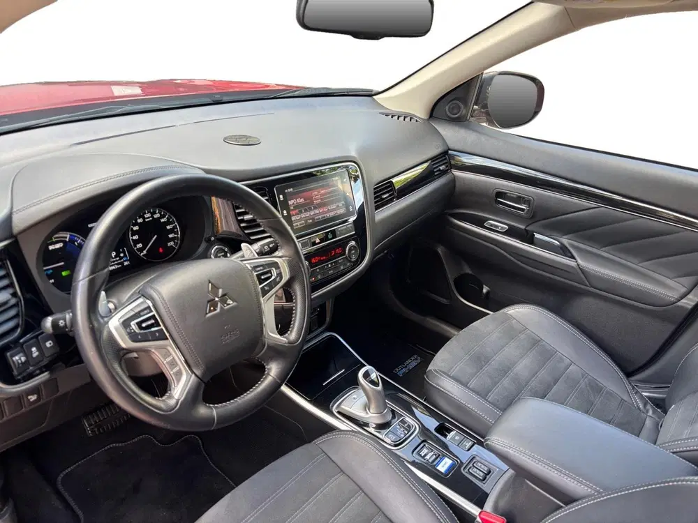 Mitsubishi Outlander 2.4 PHEV Pure+ uit 2019, foto 14