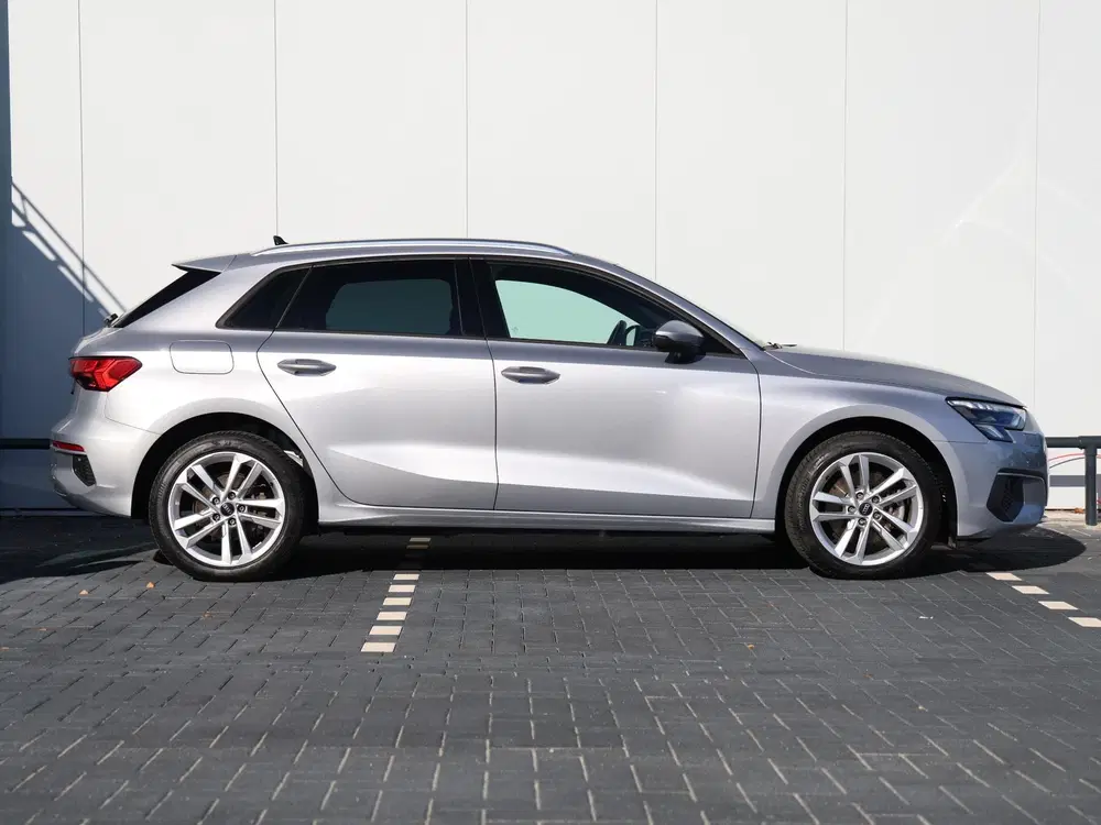 Audi A3 40 TFSI e Advanced edition 204pk uit 2024, foto 2