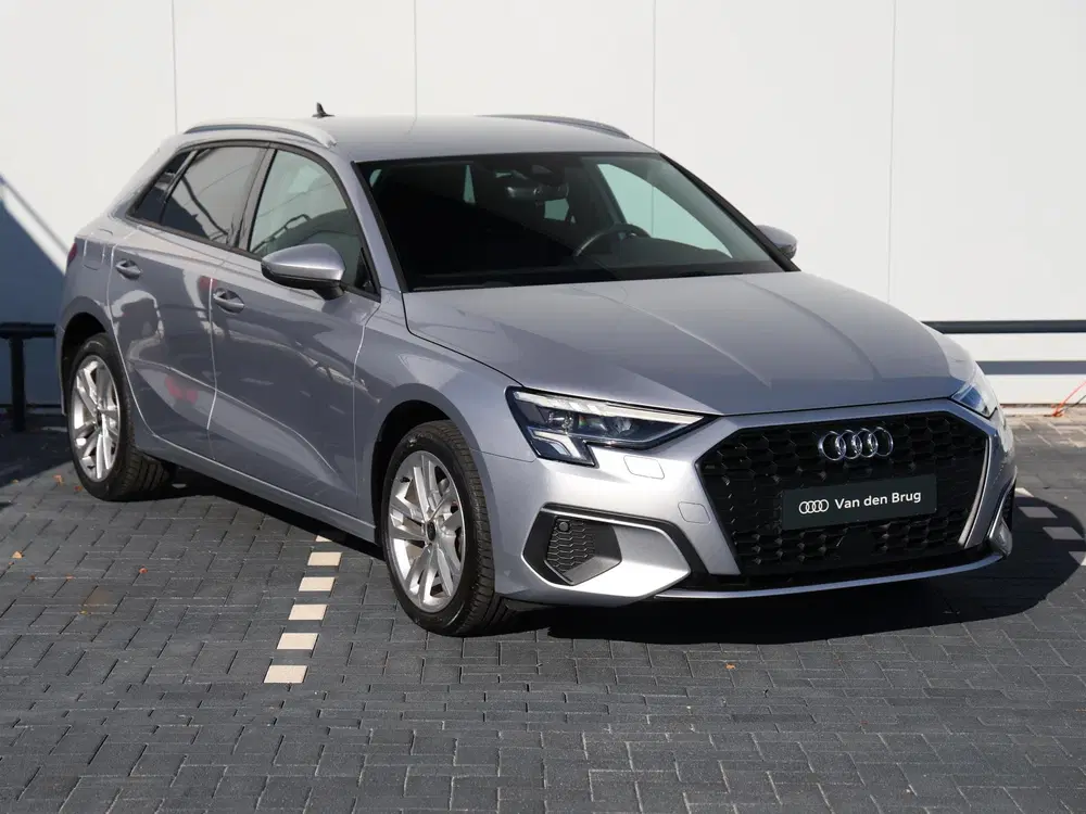 Audi A3 40 TFSI e Advanced edition 204pk uit 2024, foto 3