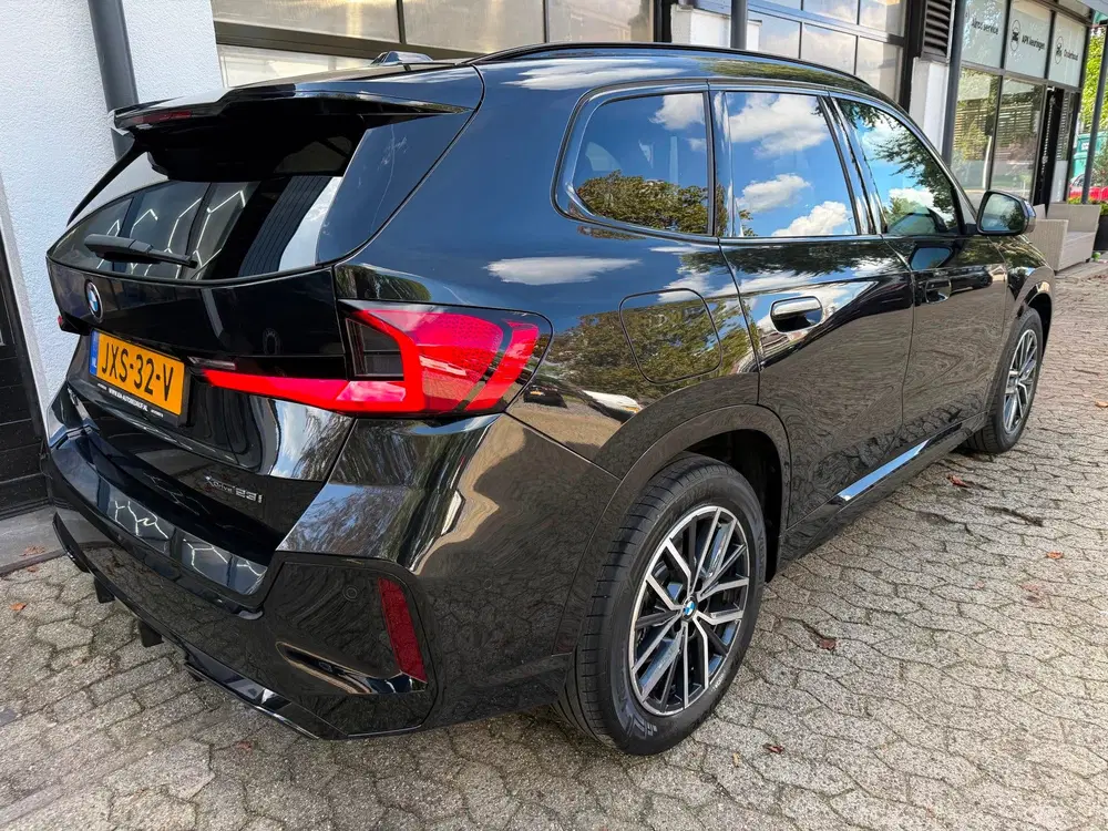 BMW X1 XDrive23i *M-Pakket*Pano*Pdc*Vol opties* uit 2025, foto 4