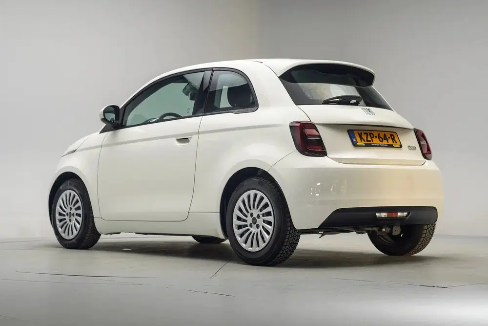 Fiat 500e 3+1 Urban 24 kWh [ Navi Apple Android Clim uit 2023, foto 3