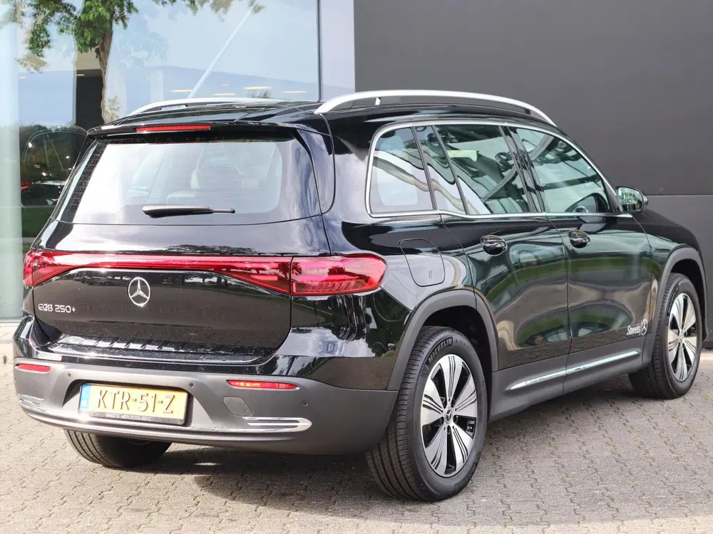 Mercedes-Benz EQB 250+ AMG Line LIMITED 7p. 71 kWh l Stoelve uit 2026, foto 2