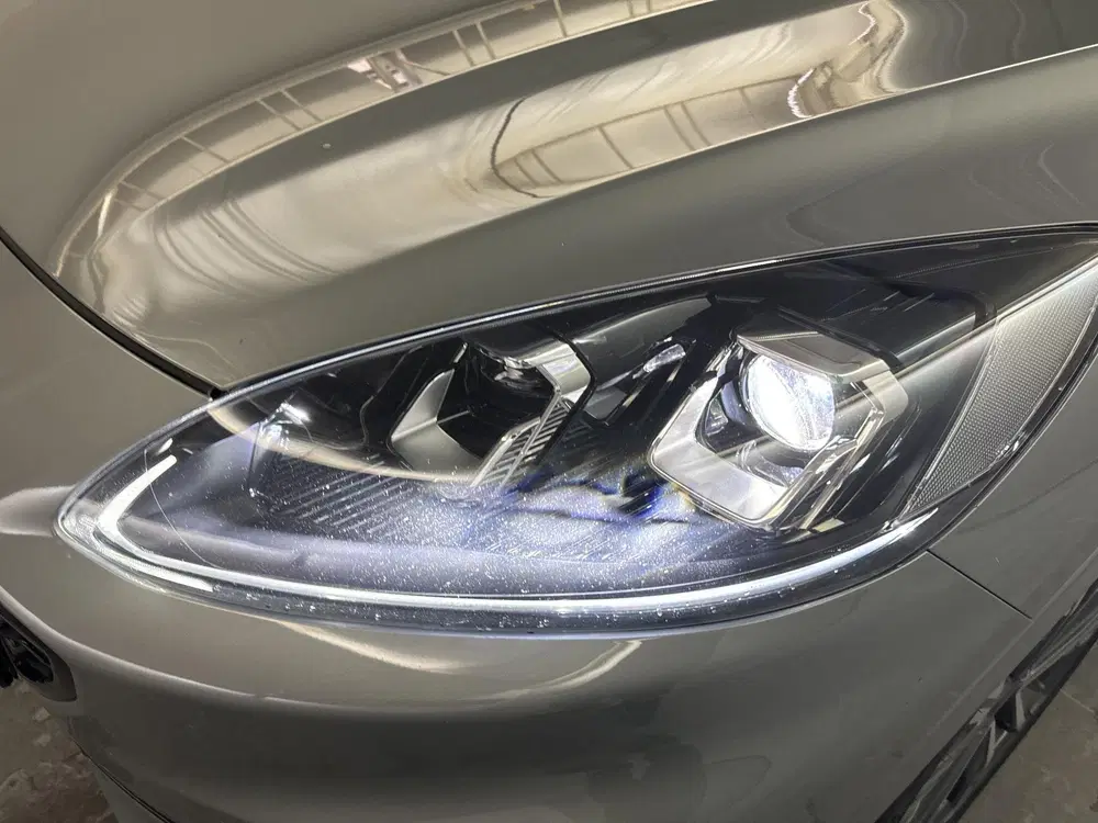 Ford Kuga 2.5 PHEV ST-Line X 225pk uit 2023, foto 11