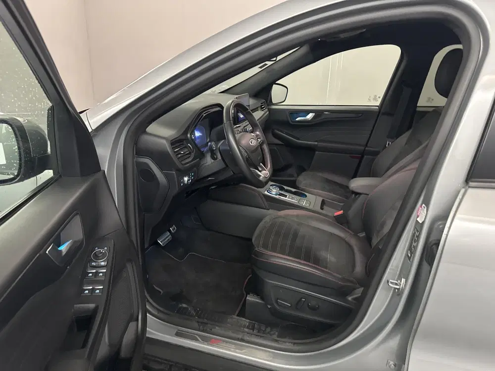 Ford Kuga 2.5 PHEV ST-Line X 225pk uit 2023, foto 7