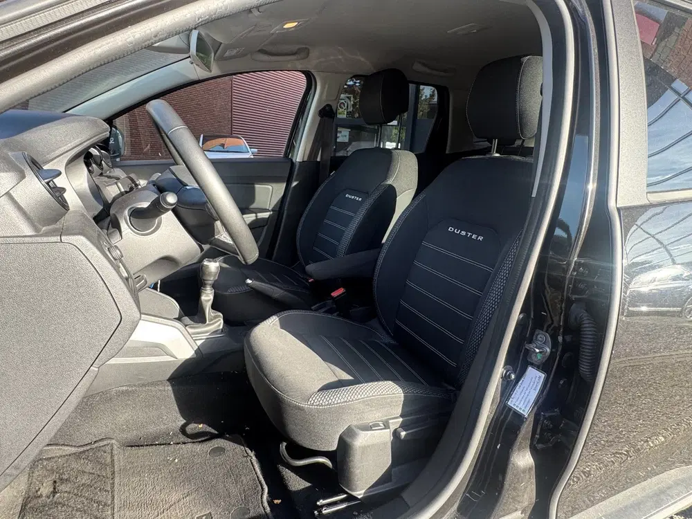 Dacia Duster 1.6 SCe Prestige uit 2019, foto 11