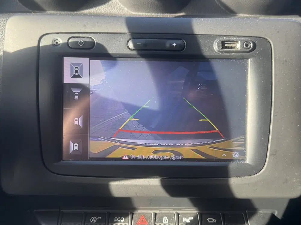 Dacia Duster 1.6 SCe Prestige uit 2019, foto 15