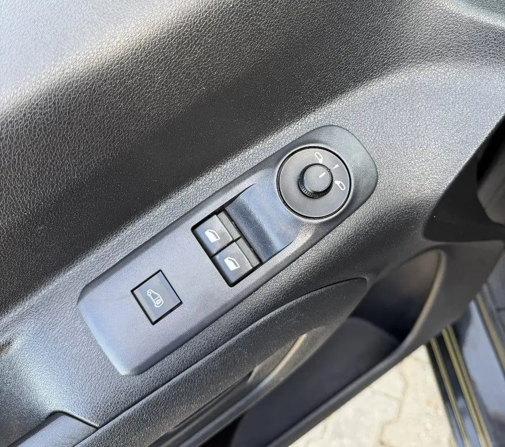 Opel Combo 1.2 Turbo 110PK Benzine L2 Verlengd Navi C uit 2019, foto 11