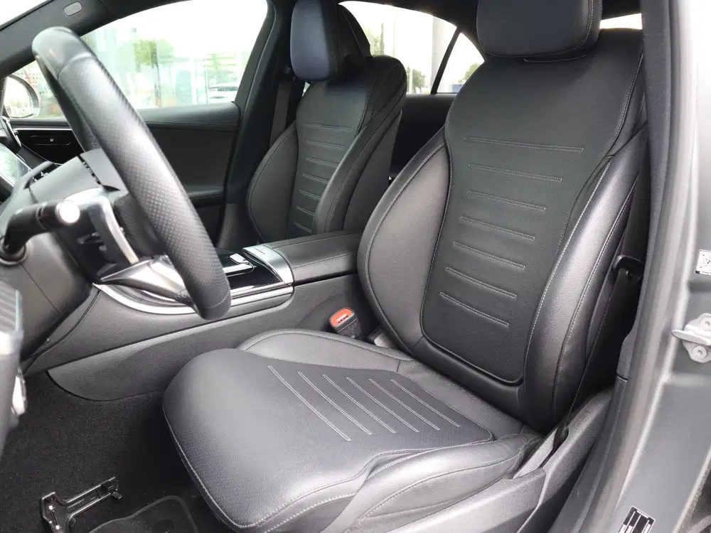 Mercedes-Benz C-Klasse 300 e AMG Line l Stoelverwarming l Ac uit 2023, foto 9