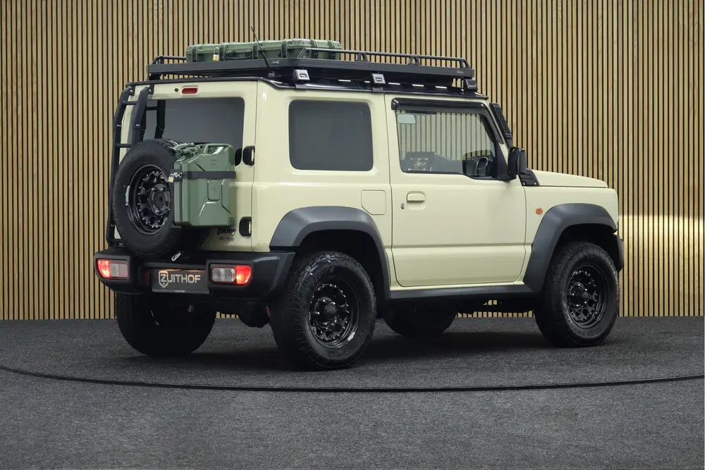 Suzuki Jimny 1.5 Stijl uit 2019, foto 12