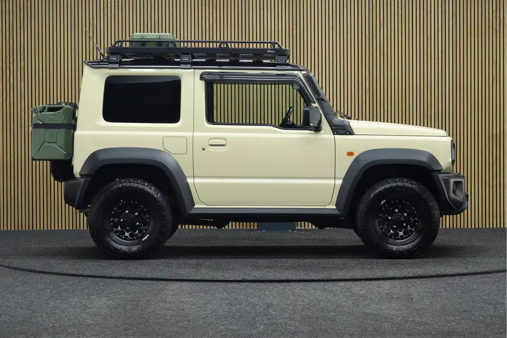 Suzuki Jimny 1.5 Stijl uit 2019, foto 13