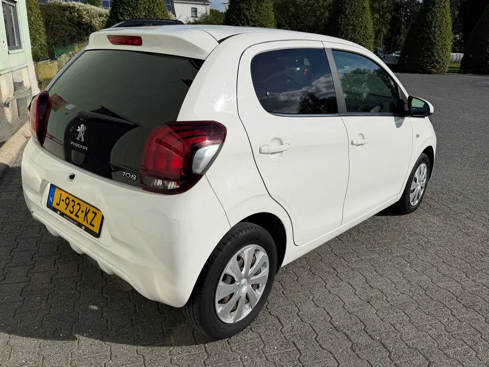 Peugeot 108 1.0 e-VTi CarPlay uit 2020, foto 4