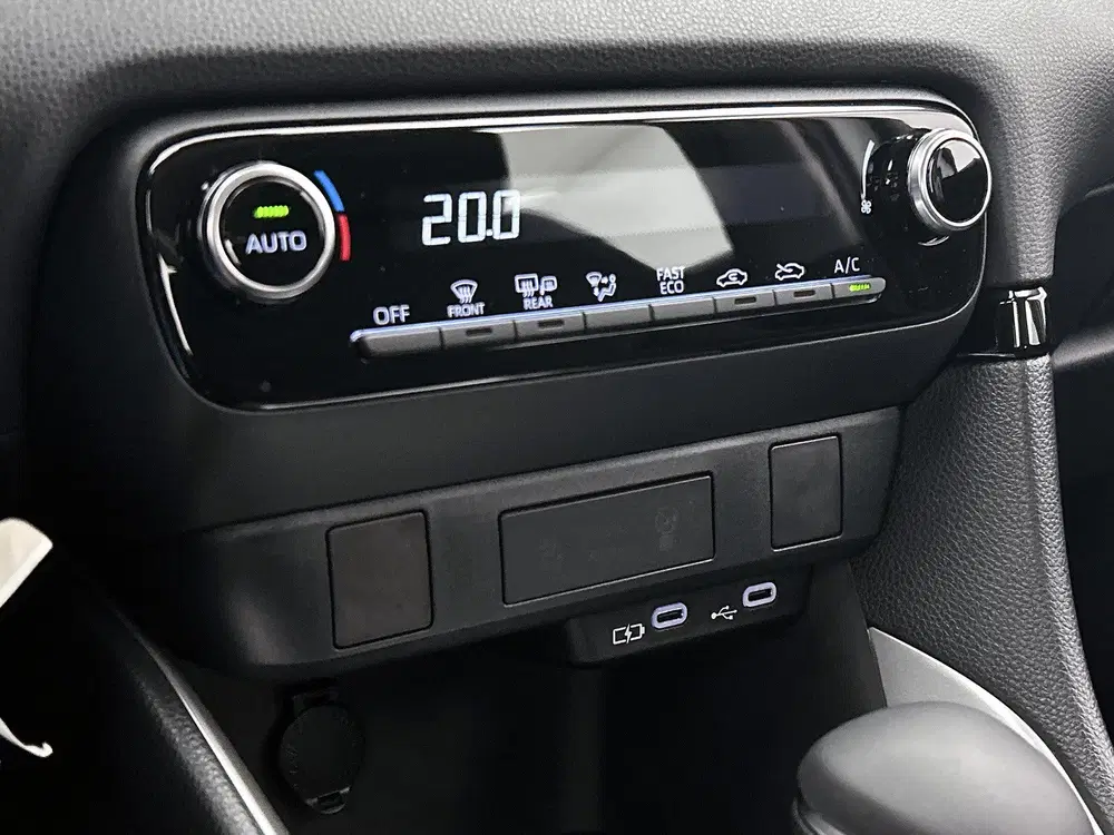 Toyota Yaris 1.5 Hybrid 115 Active 2900 uit 2026, foto 8