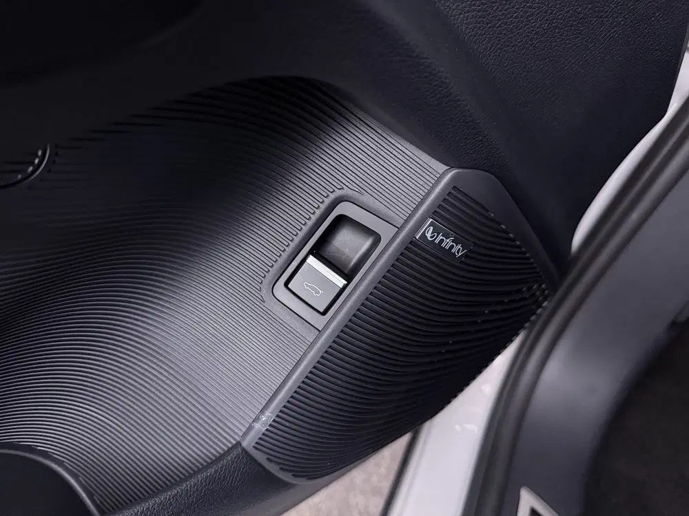 BYD Seal U 1.5 DM-i FWD Shadowline uit 2026, foto 5