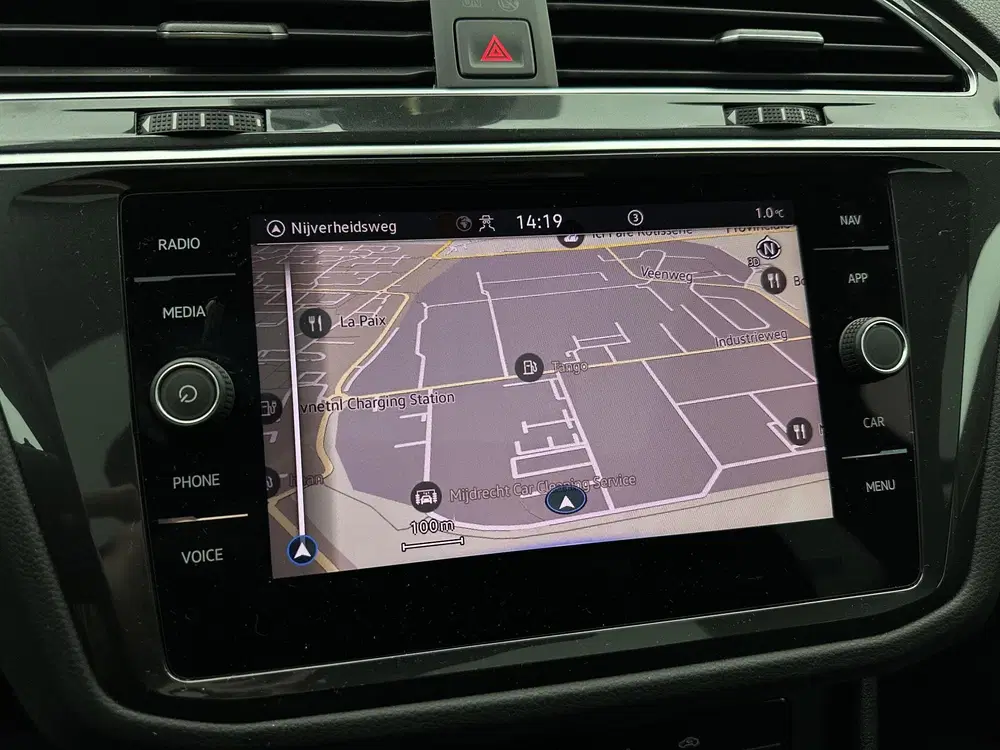 Volkswagen Tiguan 1.4 TSI eHybrid Business uit 2021, foto 14
