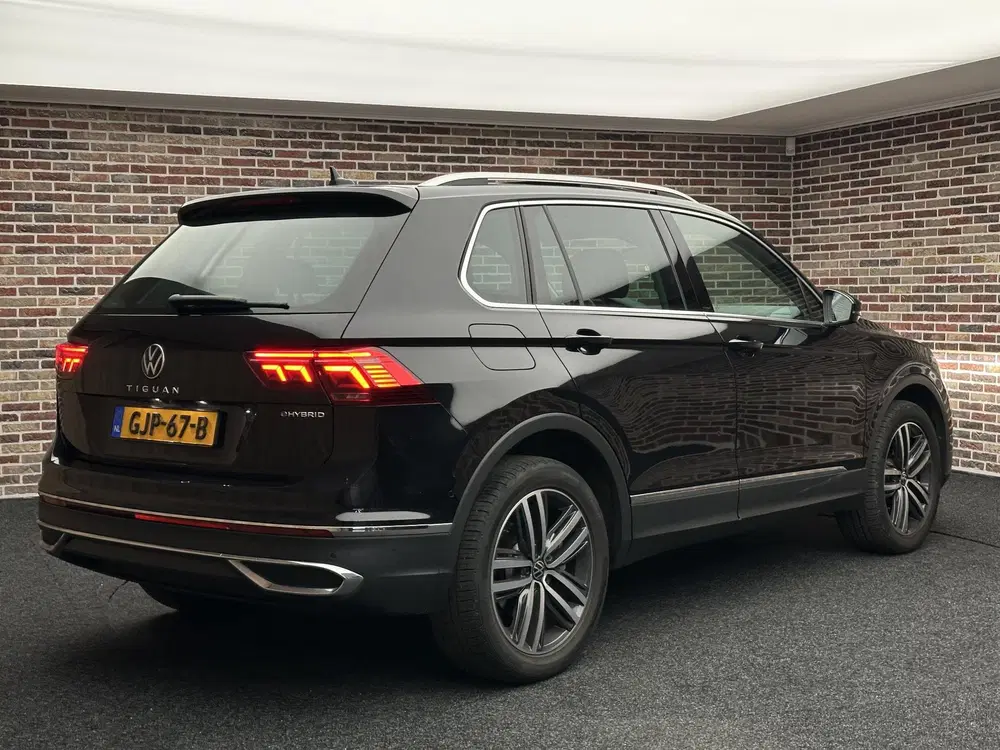 Volkswagen Tiguan 1.4 TSI eHybrid Business uit 2021, foto 2