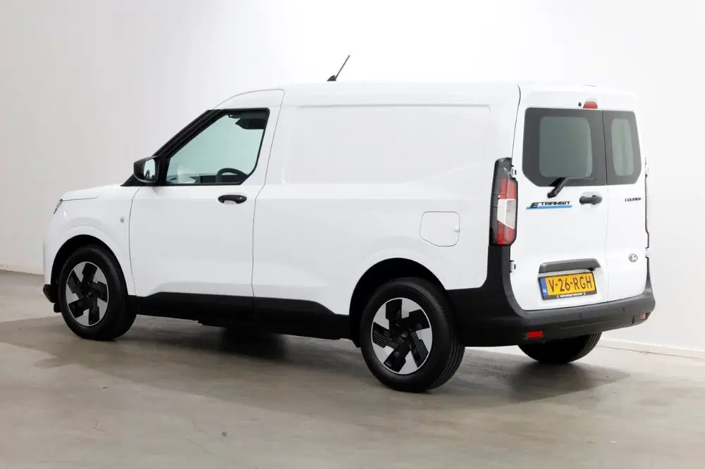 Ford Transit Courier Trend 44 kWh 136pk 100% Elektrisch Ai uit 2025, foto 10