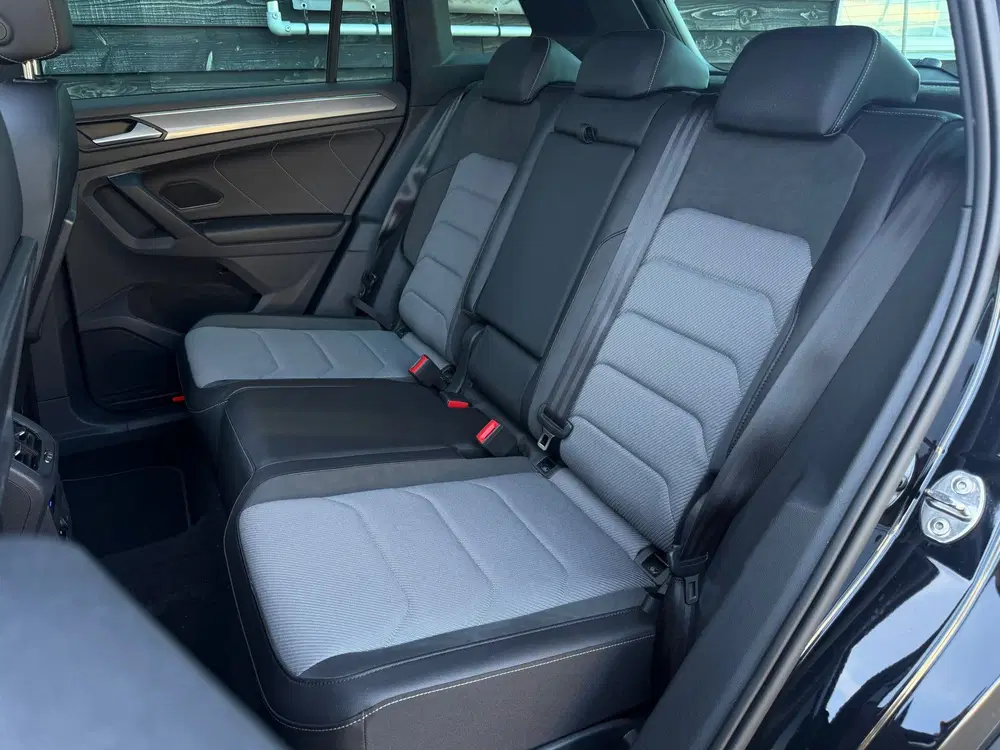 Volkswagen Tiguan 2.0 TSI 4Motion 3X R-Line Pano Trekhaak uit 2019, foto 10