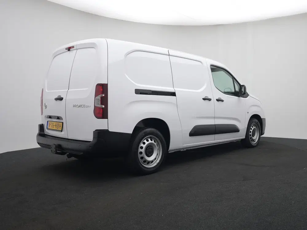Toyota Proace City 1.5 D-4D Navigator L2 Long uit 2024, foto 2