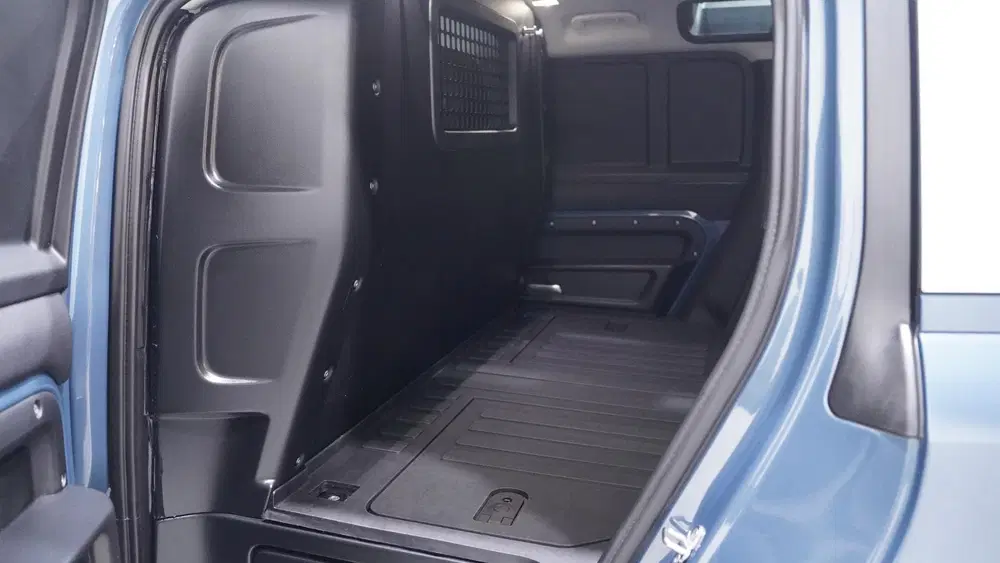 Land Rover Defender 3.0 D250 110 Grijs Kenteken 3-Zits Leder uit 2021, foto 13