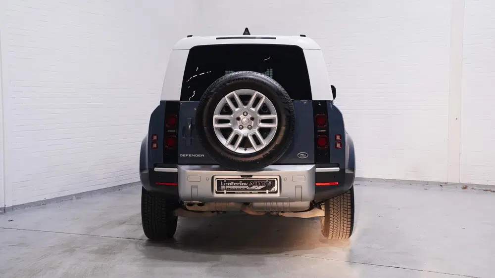 Land Rover Defender 3.0 D250 110 Grijs Kenteken 3-Zits Leder uit 2021, foto 9