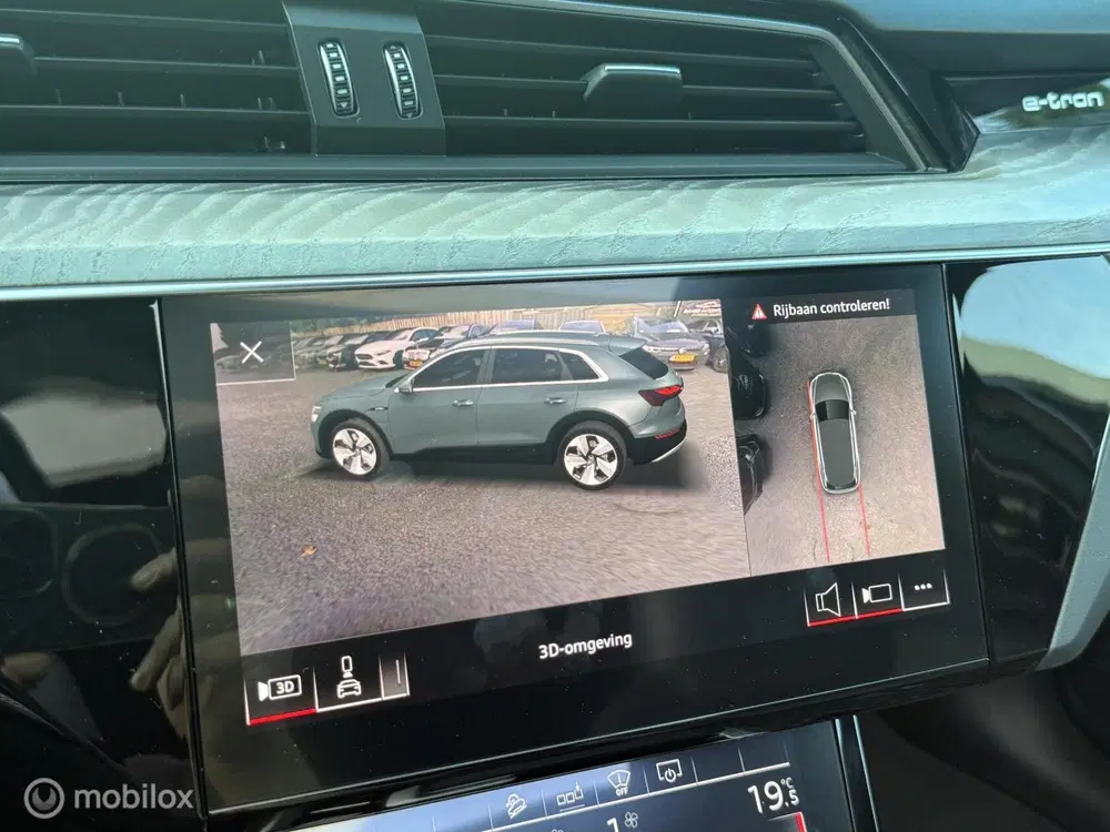 Audi e-tron 55 quattro uit 2019, foto 12