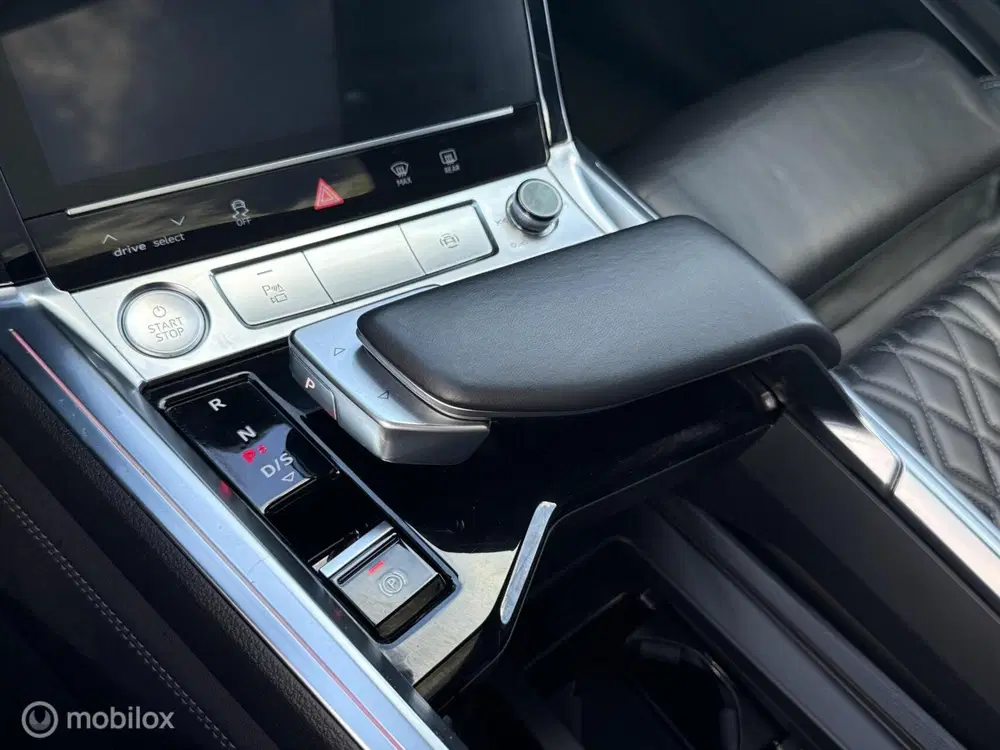 Audi e-tron 55 quattro uit 2019, foto 8