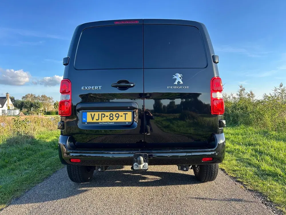 Peugeot Expert 2.0 BlueHDI 120 Compact Premium uit 2021, foto 7