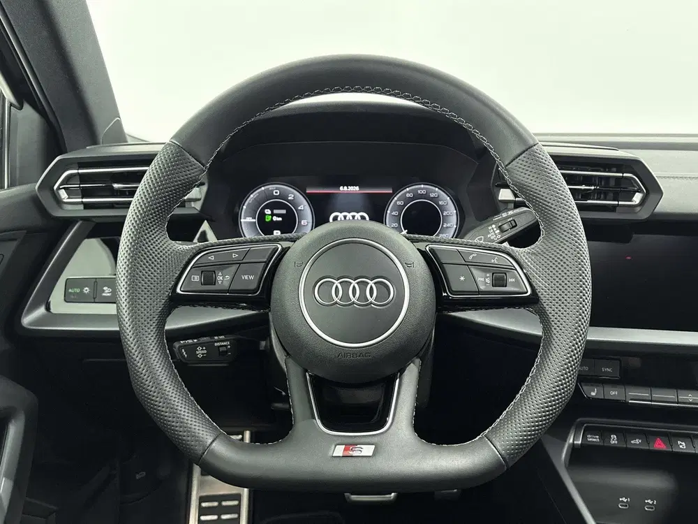 Audi A3 40 TFSI e S edition 204 PK uit 2025, foto 15