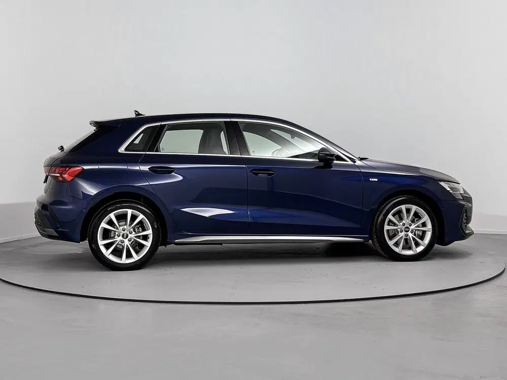 Audi A3 40 TFSI e S edition 204 PK uit 2025, foto 4